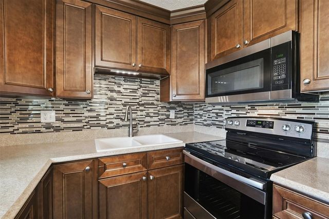 11902 BOYNTON LANE 1, New Port Richey, FL 34654