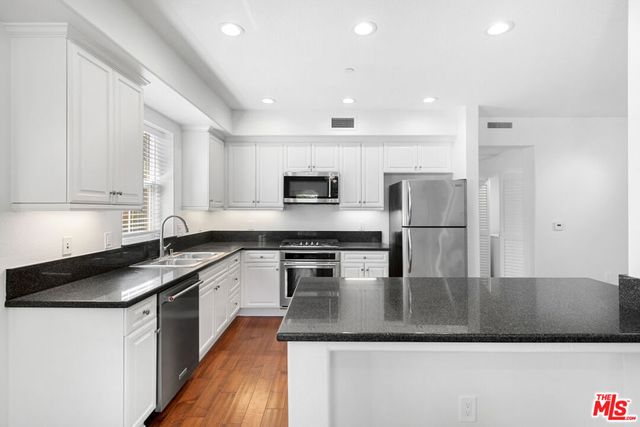 13080 Pacific 312, Playa Vista, CA 90094