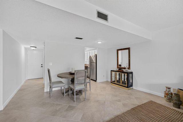 18081 SE Country Club Drive 9-83, Jupiter, FL 33469