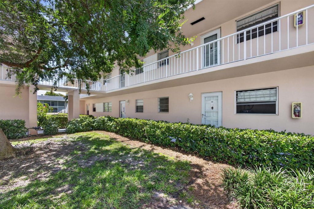 18081 SE Country Club Drive 9-83, Jupiter, FL 33469