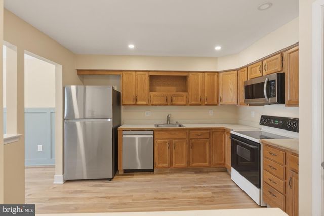 720 SOCIETY HILL HL, Cherry Hill, NJ 08003
