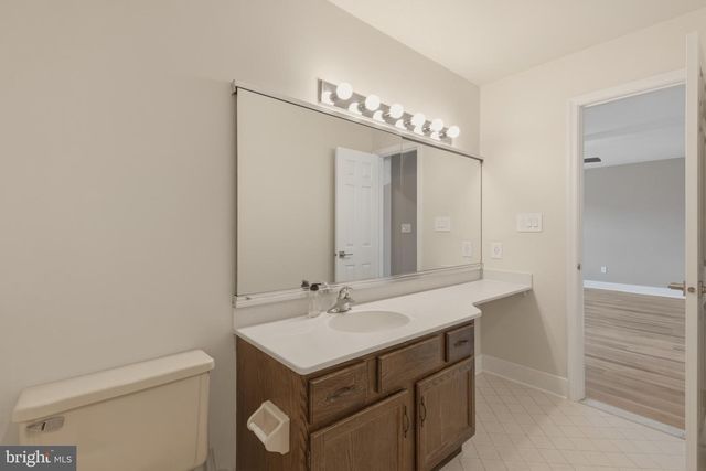 720 SOCIETY HILL HL, Cherry Hill, NJ 08003