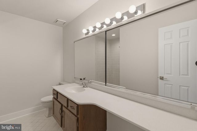 720 SOCIETY HILL HL, Cherry Hill, NJ 08003