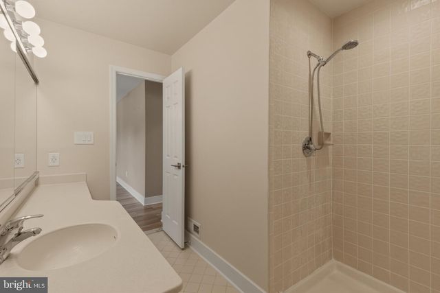 720 SOCIETY HILL HL, Cherry Hill, NJ 08003