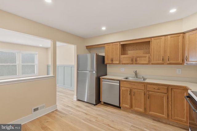 720 SOCIETY HILL HL, Cherry Hill, NJ 08003