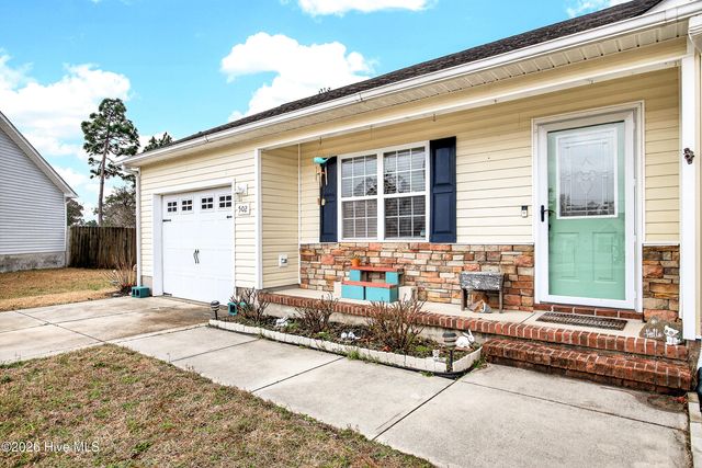 502 Waldorf Court, Hubert, NC 28539