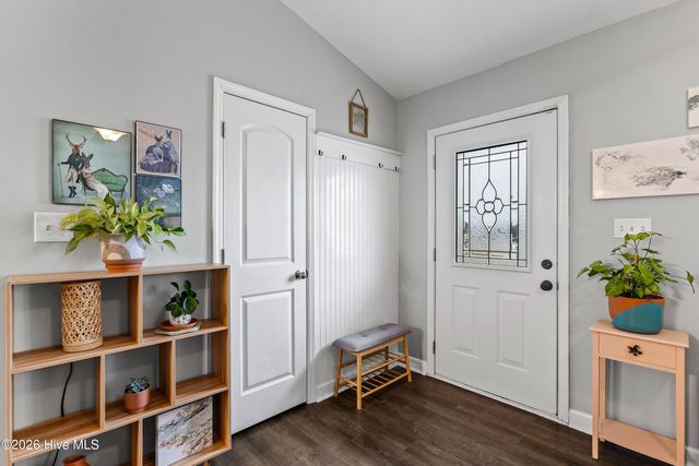 502 Waldorf Court, Hubert, NC 28539