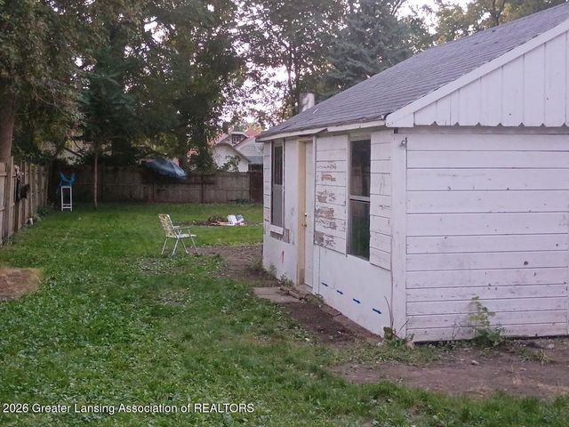 1019 Clark Street, Lansing, MI 48906