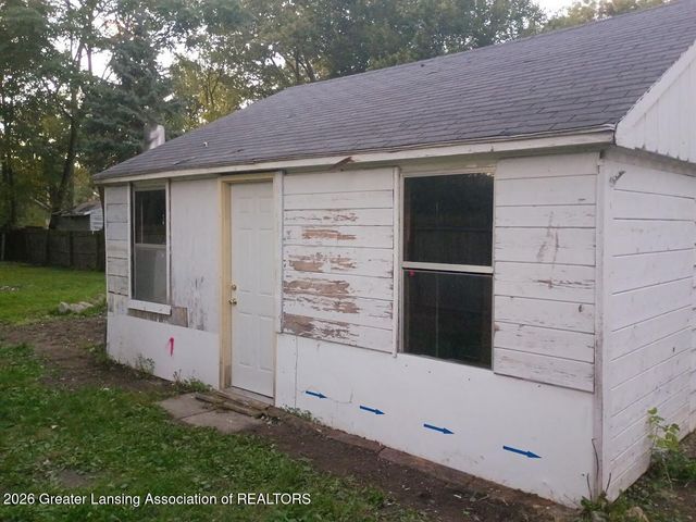 1019 Clark Street, Lansing, MI 48906
