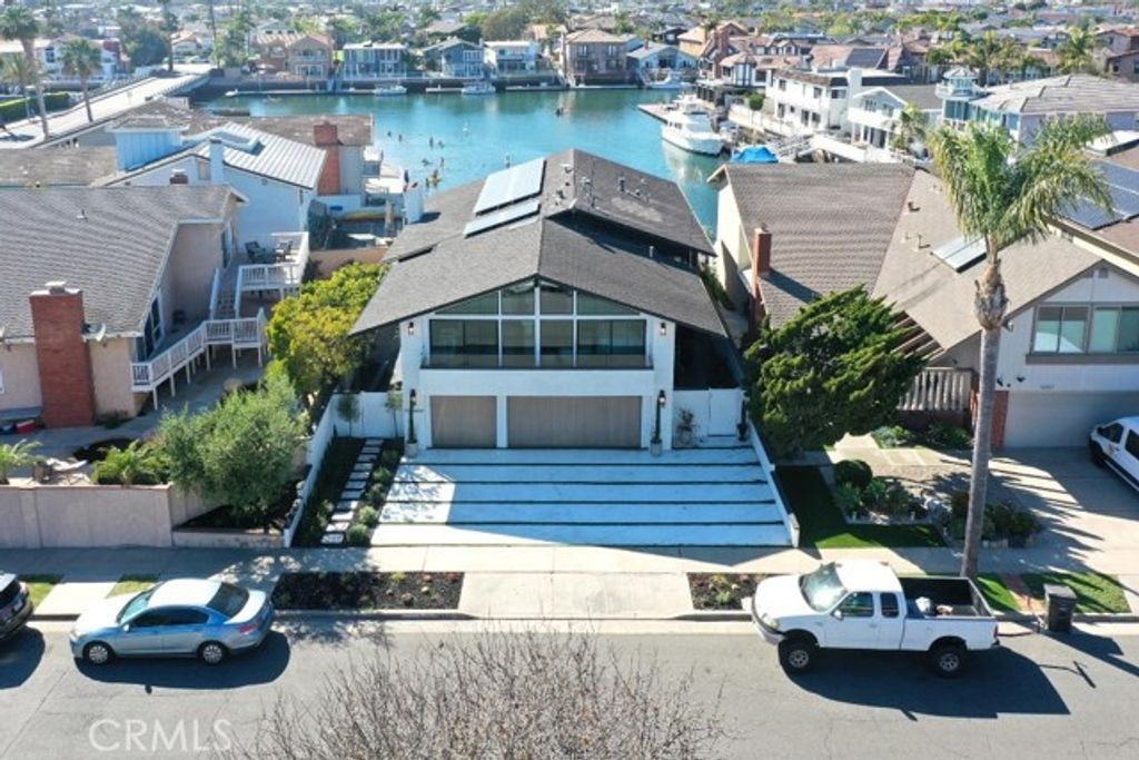 16861 Edgewater, Huntington Beach, CA 92649