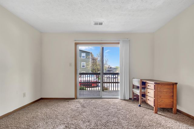 3230 E John Hinkle Pl Apt D, Bloomington, IN 47408