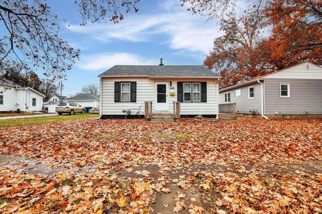 645 Dundee Drive, Waterloo, IA 50701