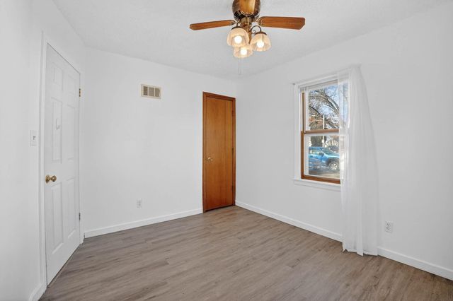 645 Dundee Drive, Waterloo, IA 50701