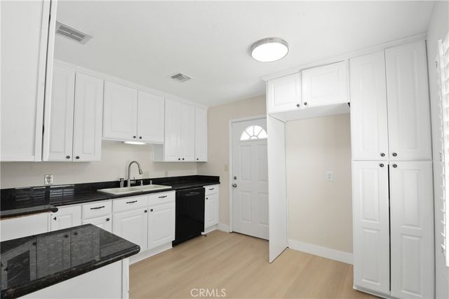 1946 San Simeon, Pomona, CA 91767