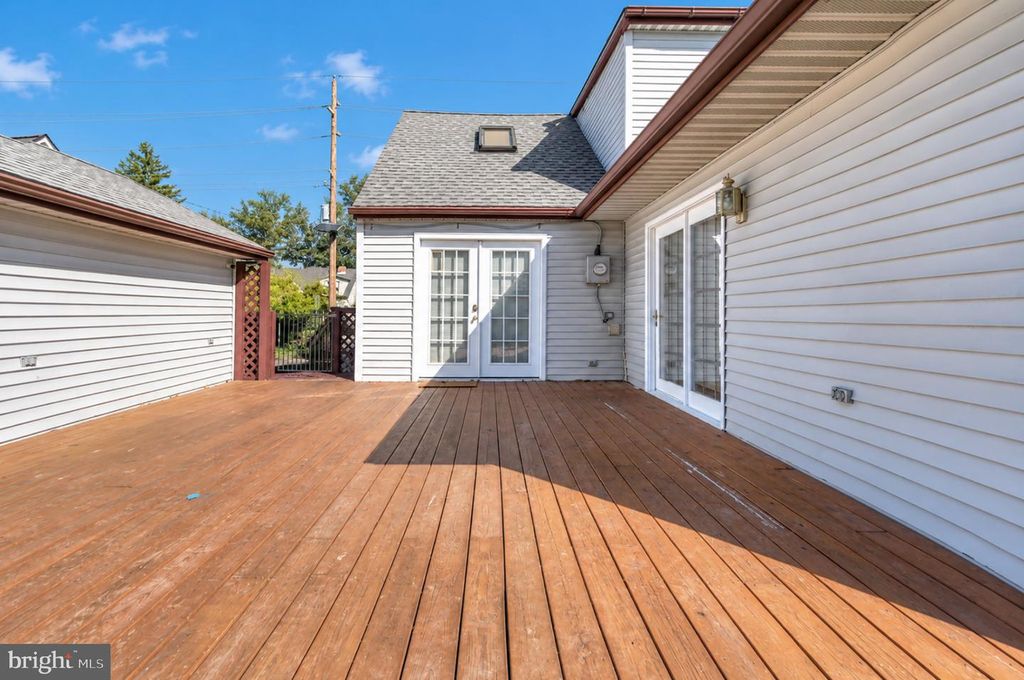 134 W GLOUCESTER PIKE, BARRINGTON, NJ 08007 — photo 5