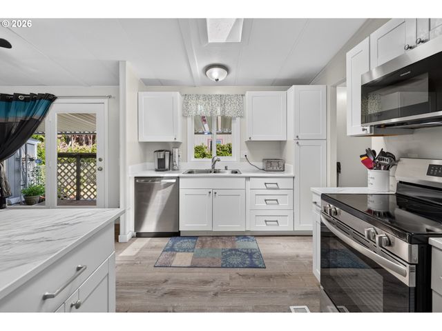 5101 Ne 121ST Ave 16, Vancouver, WA 98682