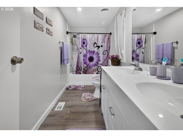 5101 Ne 121ST Ave 16, Vancouver, WA 98682