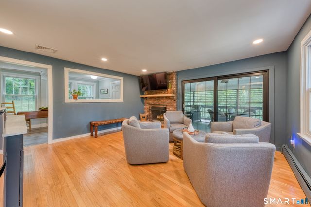 15 Michele Drive, Portland, CT 06480