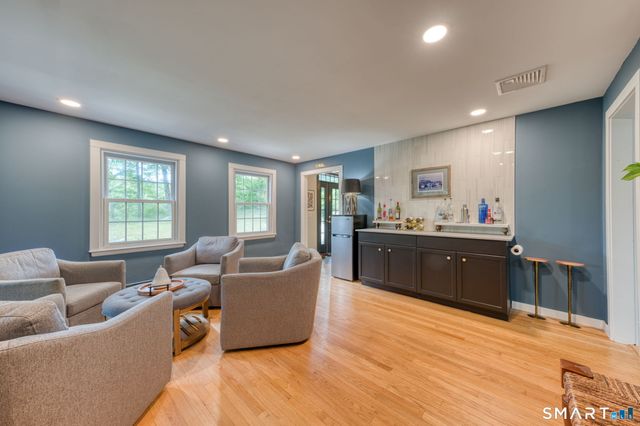 15 Michele Drive, Portland, CT 06480