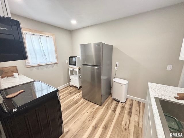 1702 N 20TH Street, Springfield, IL 62702