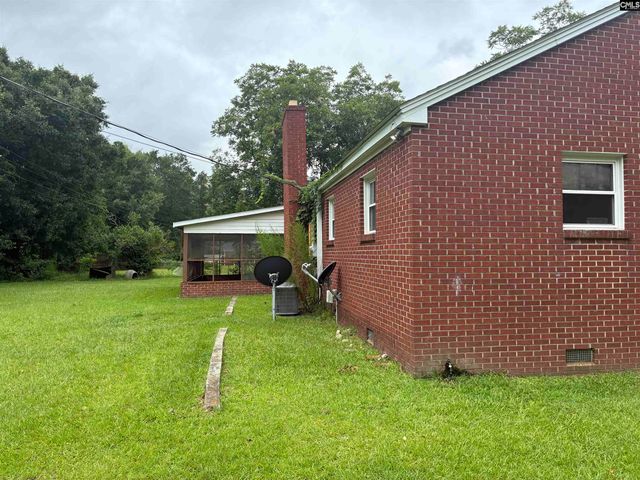 374 Old Whitmire Highway, Newberry, SC 29108
