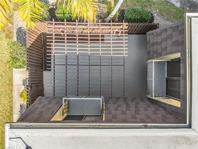 5590 Woodrose CT # 4, Fort Myers, FL 33907