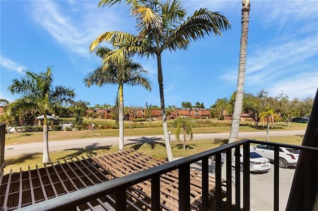 5590 Woodrose CT # 4, Fort Myers, FL 33907