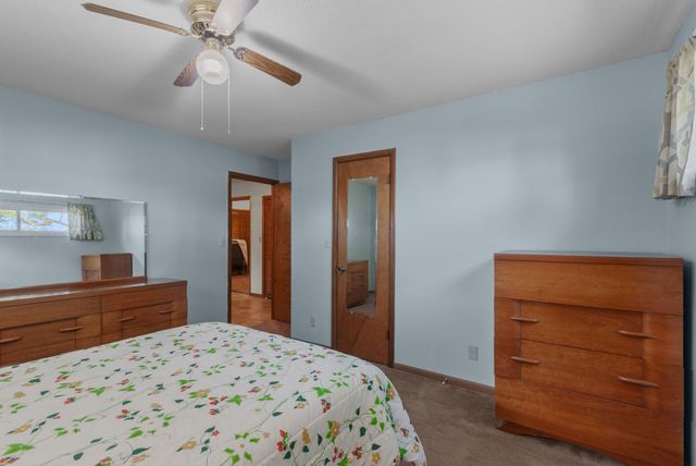 4099 Owl Hollow Rd, Belvidere, TN 37306