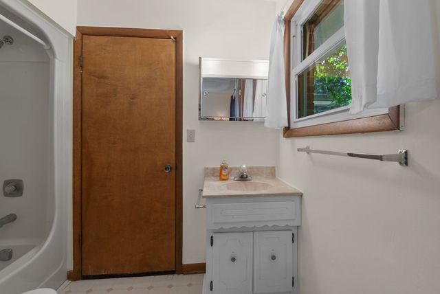 4099 Owl Hollow Rd, Belvidere, TN 37306