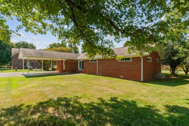 4099 Owl Hollow Rd, Belvidere, TN 37306