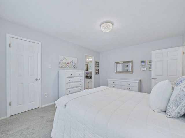 4922 Creekview Drive, La Porte, TX 77571