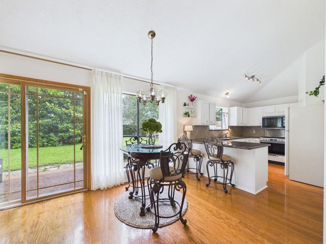 4922 Creekview Drive, La Porte, TX 77571