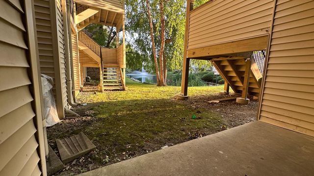 201 N Waters Edge Drive 101, Glendale Heights, IL 60139