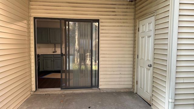 201 N Waters Edge Drive 101, Glendale Heights, IL 60139