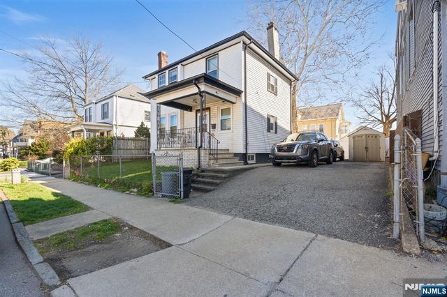 726-728 14th Avenue, Paterson, NJ 07504