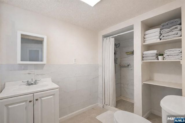 726-728 14th Avenue, Paterson, NJ 07504