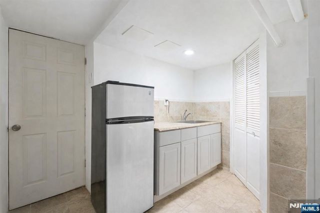 726-728 14th Avenue, Paterson, NJ 07504