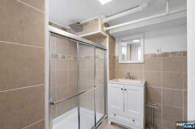 726-728 14th Avenue, Paterson, NJ 07504