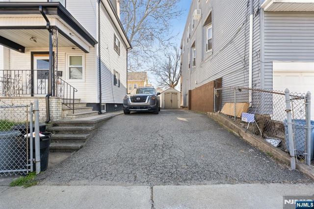 726-728 14th Avenue, Paterson, NJ 07504