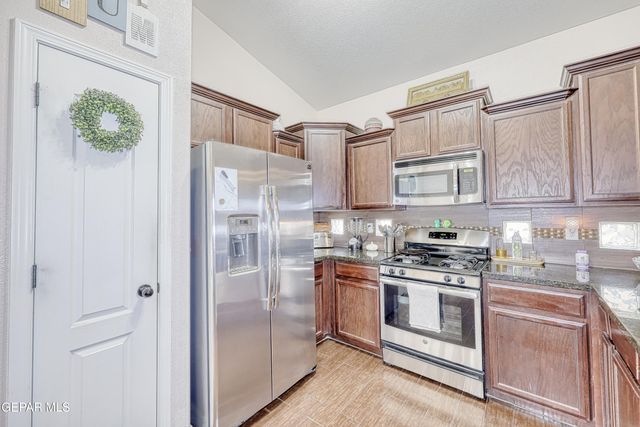 14250 John Scagno Avenue, El Paso, TX 79938