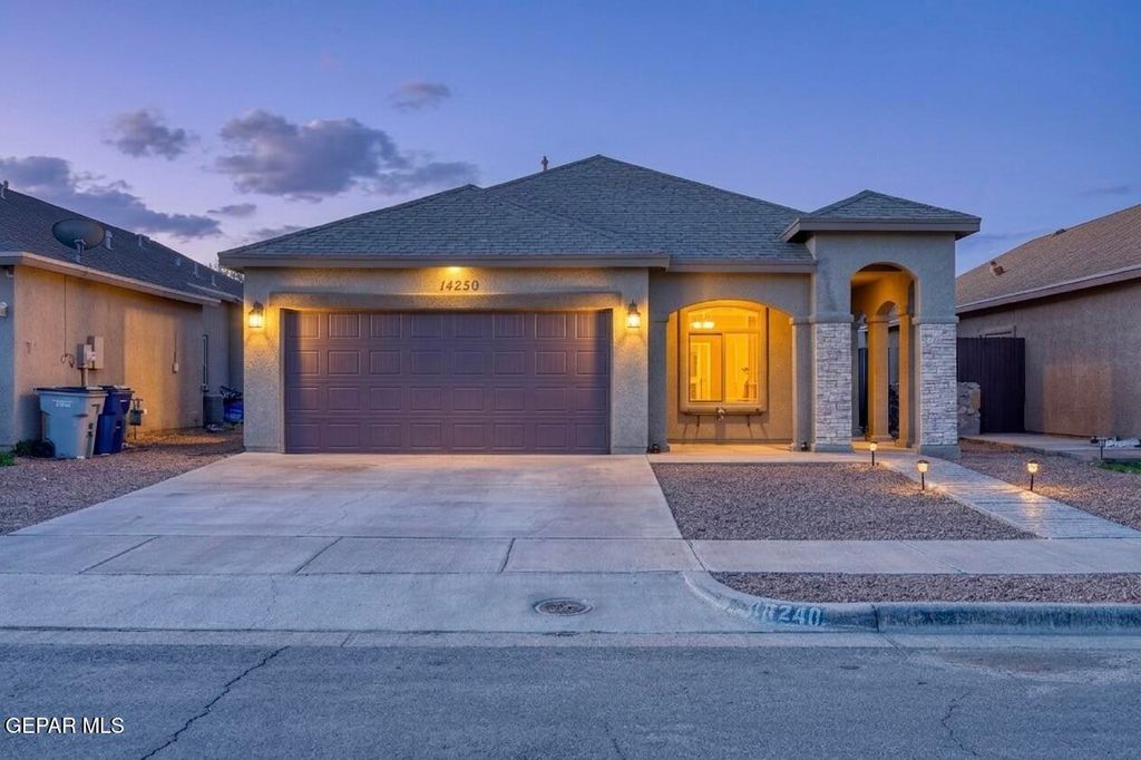 14250 John Scagno Avenue, El Paso, TX 79938