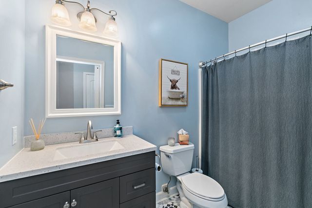 487 Quinlan Avenue, Dekalb, IL 60115