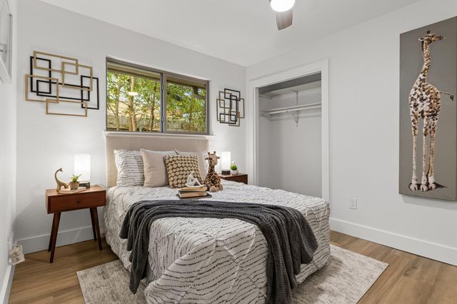 11004 Rustic Manor LN, Austin, TX 78750