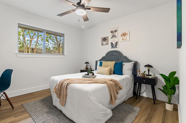 11004 Rustic Manor LN, Austin, TX 78750