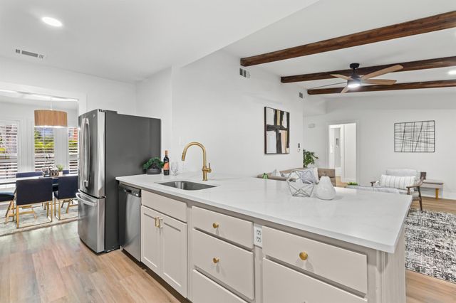 11004 Rustic Manor LN, Austin, TX 78750