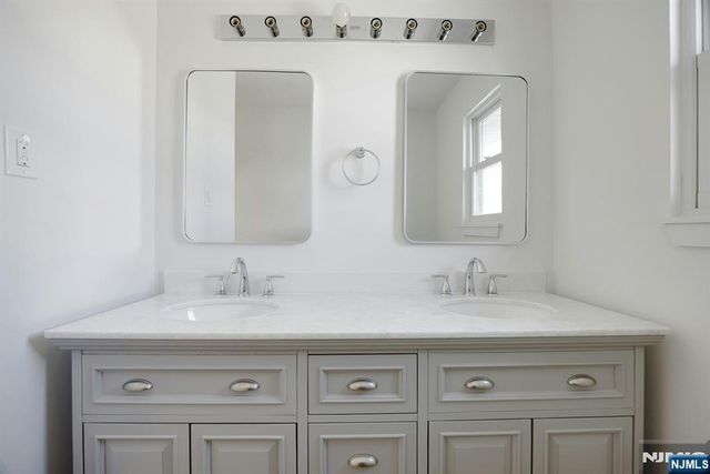 2413 Hammett Avenue, Fort Lee, NJ 07024