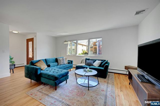 2413 Hammett Avenue, Fort Lee, NJ 07024