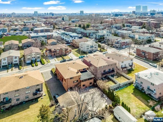 2413 Hammett Avenue, Fort Lee, NJ 07024