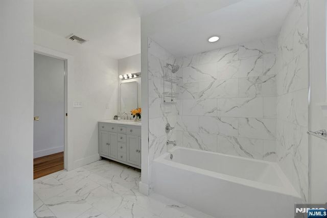 2413 Hammett Avenue, Fort Lee, NJ 07024