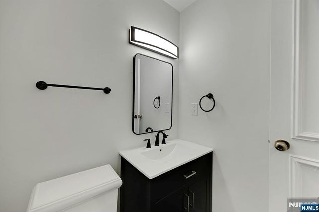 2413 Hammett Avenue, Fort Lee, NJ 07024